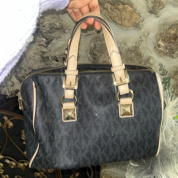 Michael Kors Black and Cream Satchel - Picture 7 of 7
